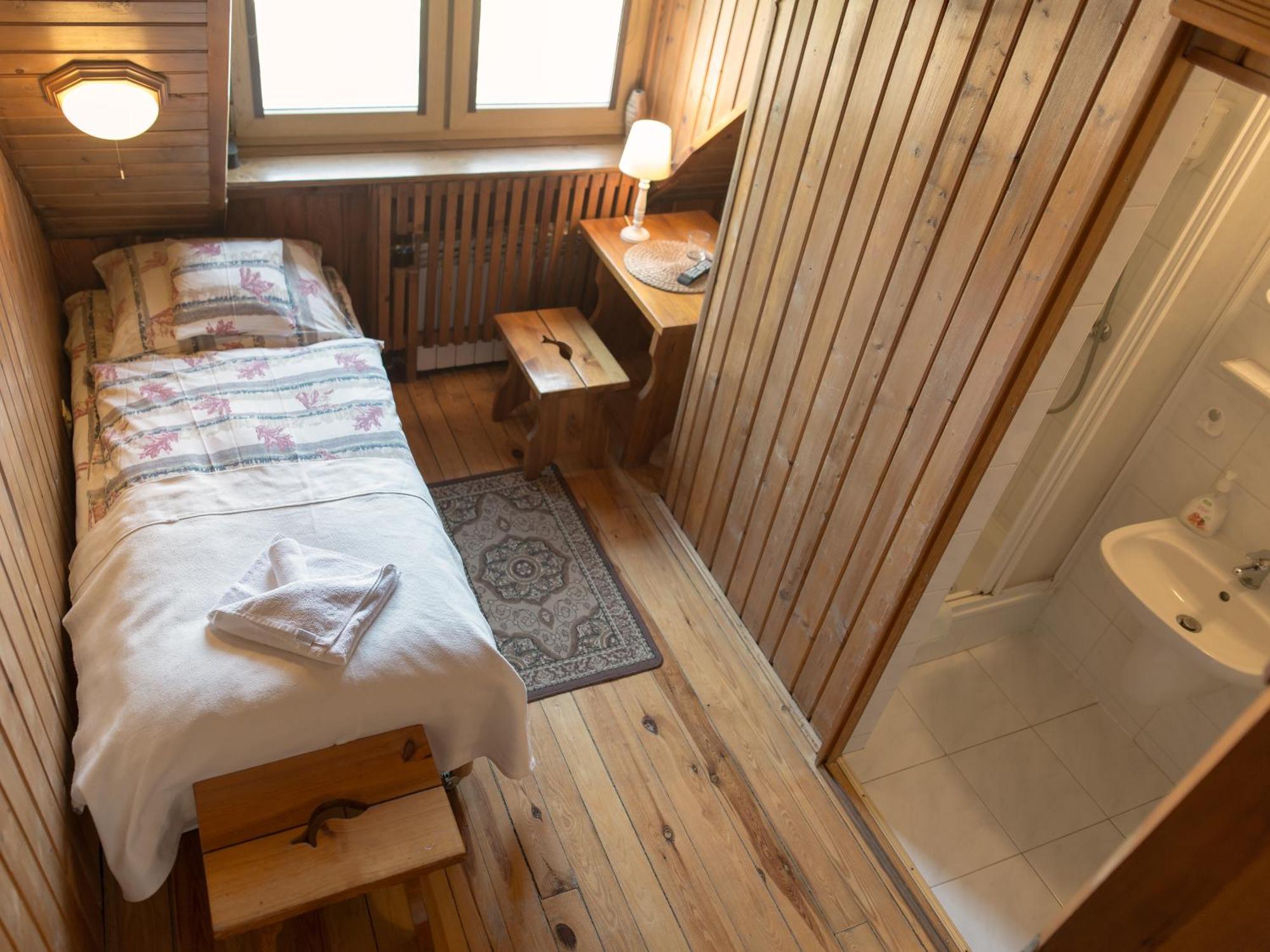 Hotel Wyrwidab Ходзеж Номер фото