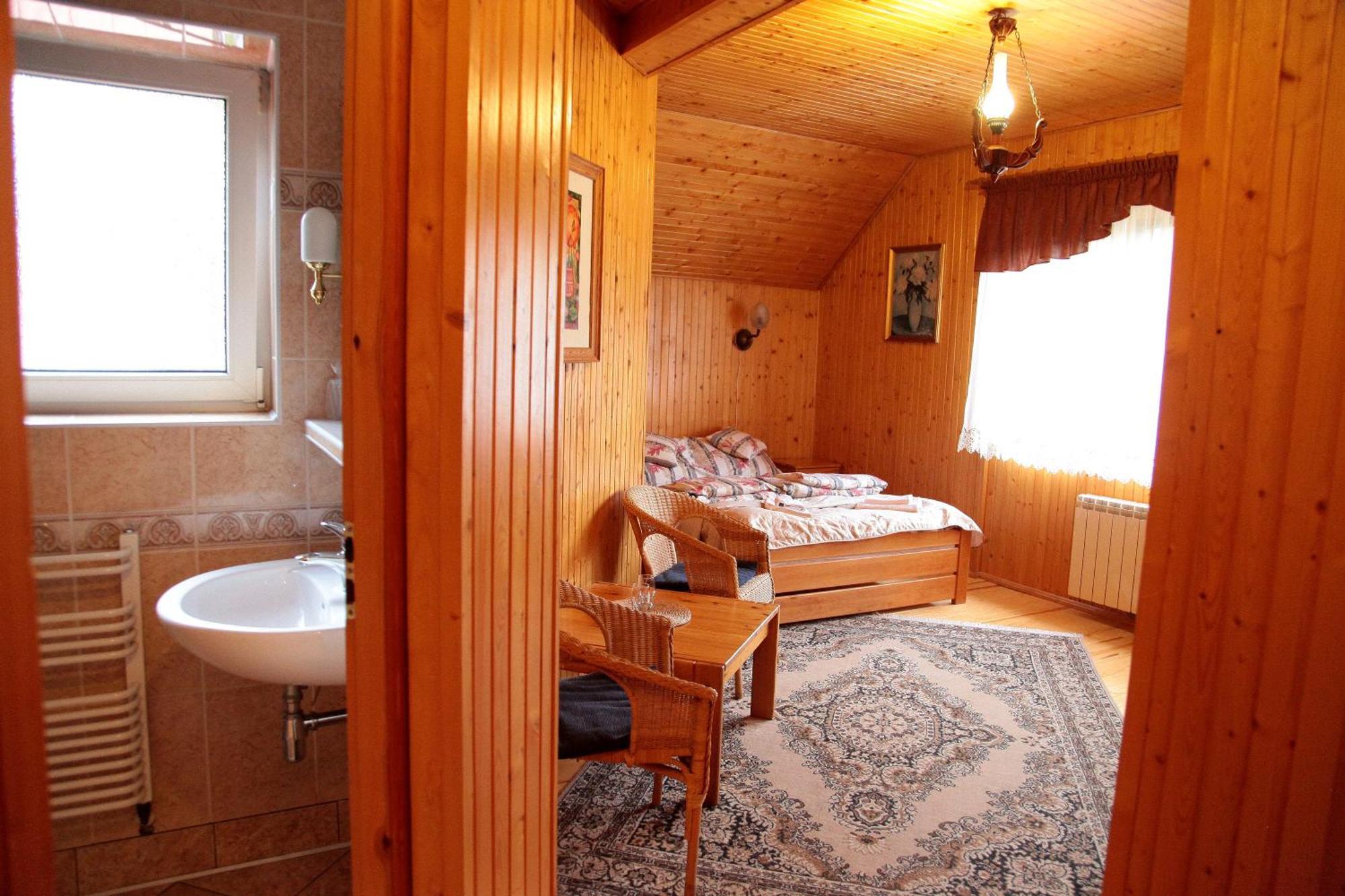 Hotel Wyrwidab Ходзеж Экстерьер фото